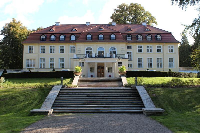 Schloss Hasenwinkel Hotel Buitenkant foto